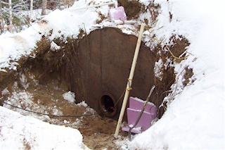 cleaning an underground water tank, Iron Mountain Water Solutions